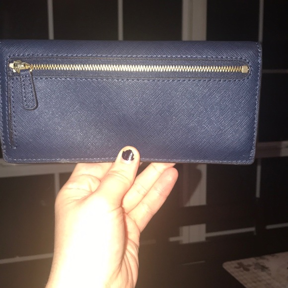 SOLD ON OTHER SITE Michael Kors dark blue wallet - Picture 6 of 6